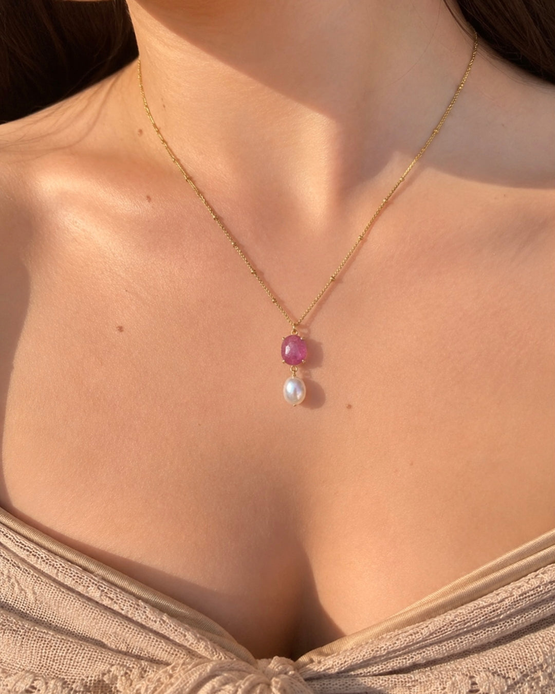 Rosé Pearl Necklace