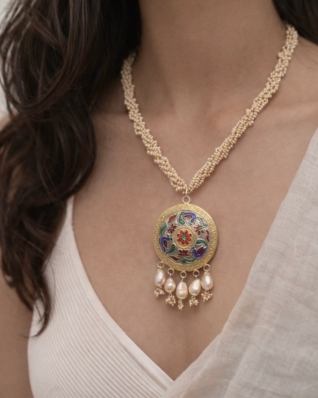 Rangrez Pearl Necklace