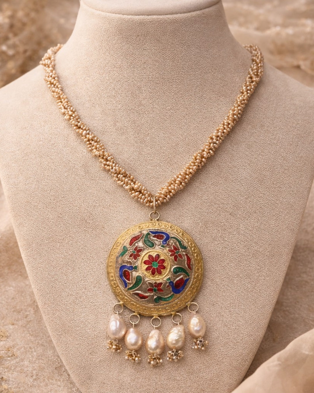 Rangrez Pearl Necklace