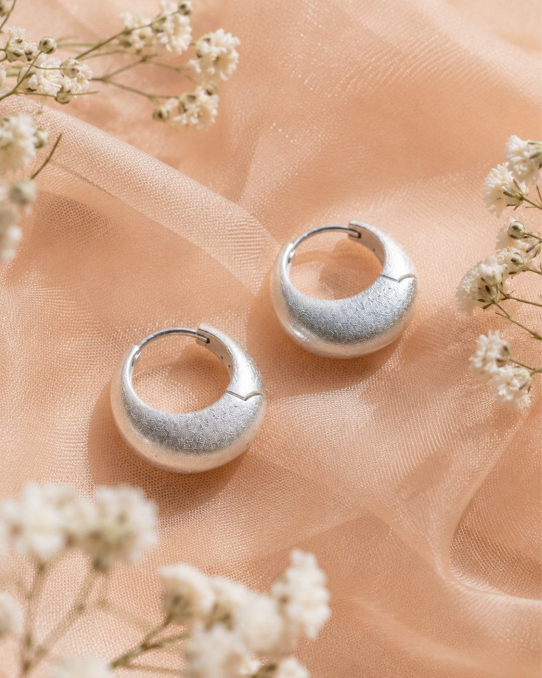 Estelle Hoops