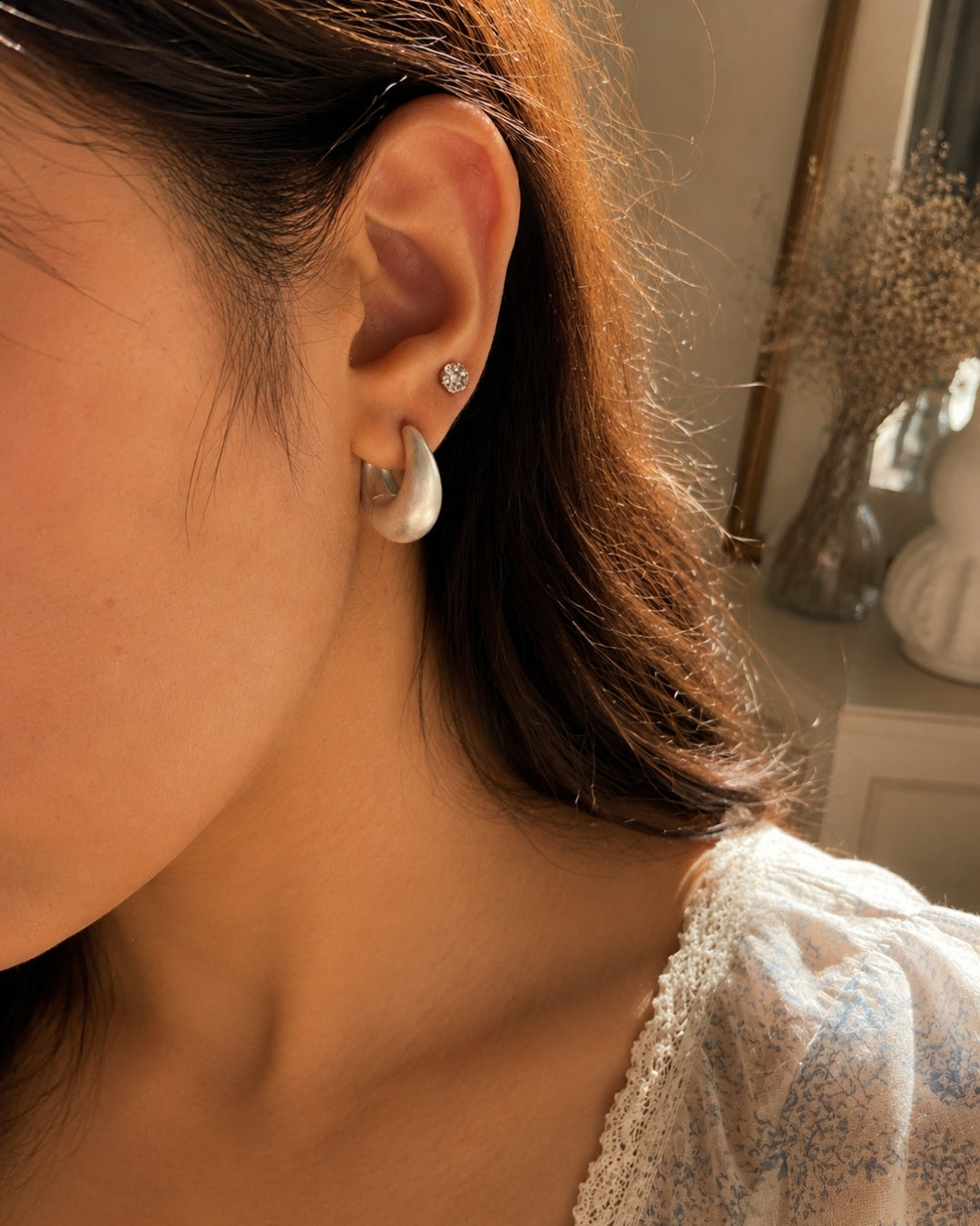 Estelle Hoops
