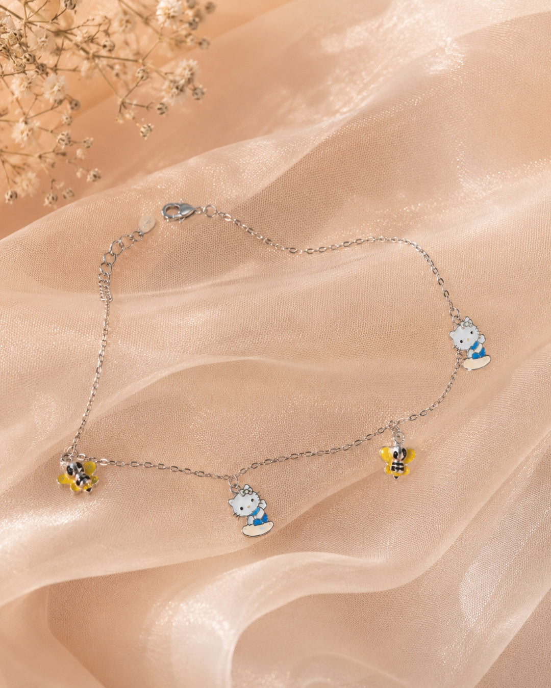 Hello Bee Bracelet